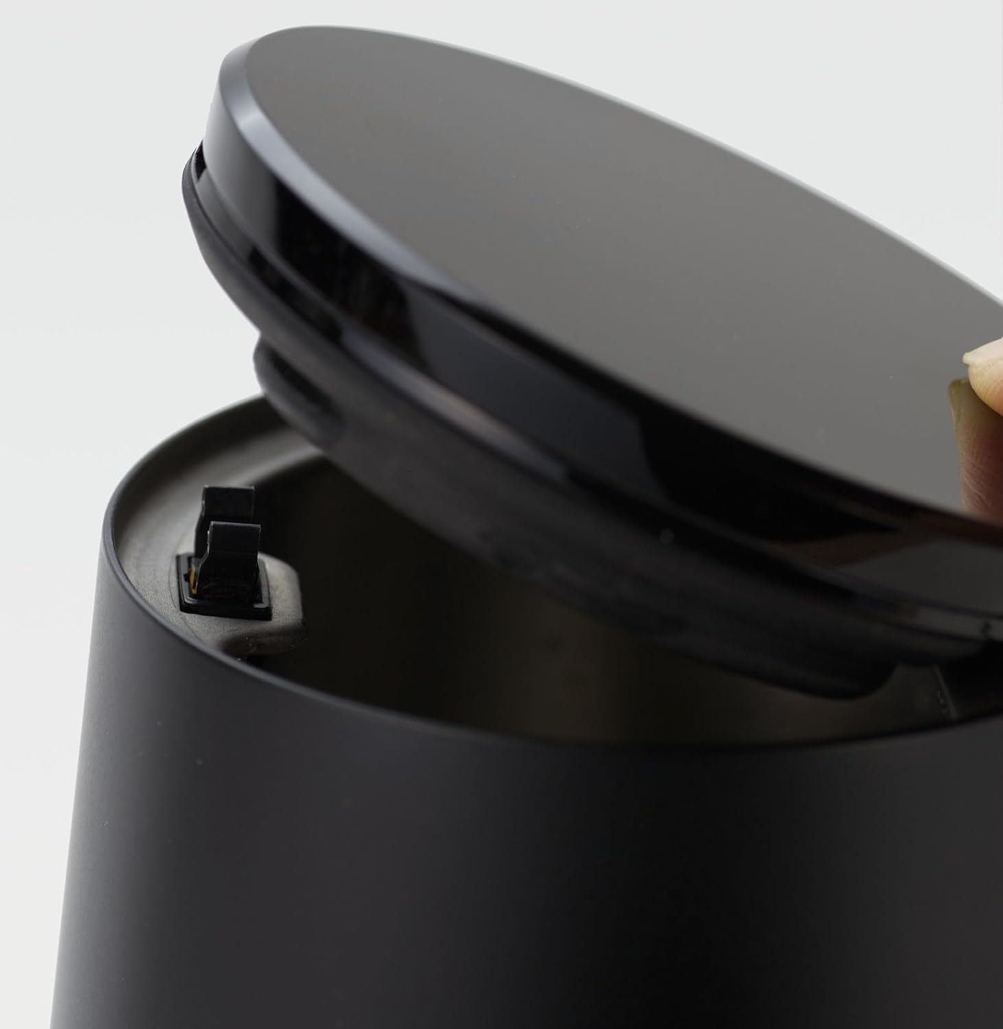 日本預訂|全港免運|Kalita - 木紋設計手柄咖啡手沖壺 (800ml) KDP-800【約10-15個工作日內寄出】