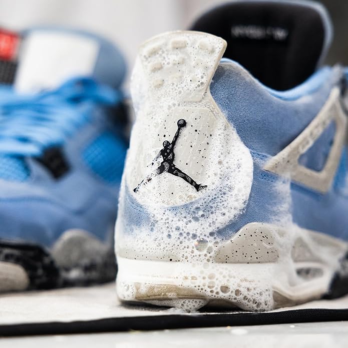 香港現貨|全港免運|Reshoevn8r - R8 Refresh Kit 洗鞋套裝 鞋類波鞋清潔套裝 (8oz清潔劑+刷) 適用於運動鞋、網布、帆布、絨面革、針織、皮革的清潔套裝