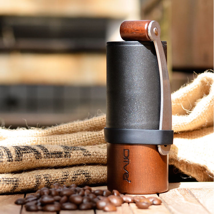 (預訂|全港免運) Driver 原木精鋼迷你磨豆機 15g容量|台灣製|手搖/手動磨咖啡豆機【約4月底寄出】 - Premium Mall HK