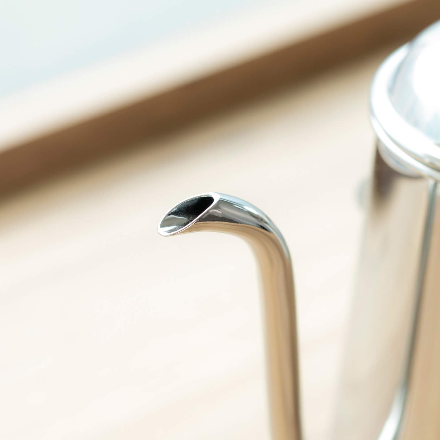 (預訂|全港免運) Kalita 不銹鋼原色細口 咖啡手沖壺 Stainless Thin-Spout Pot (0.7L)【約10-15個工作日內寄出】 - Premium Mall HK