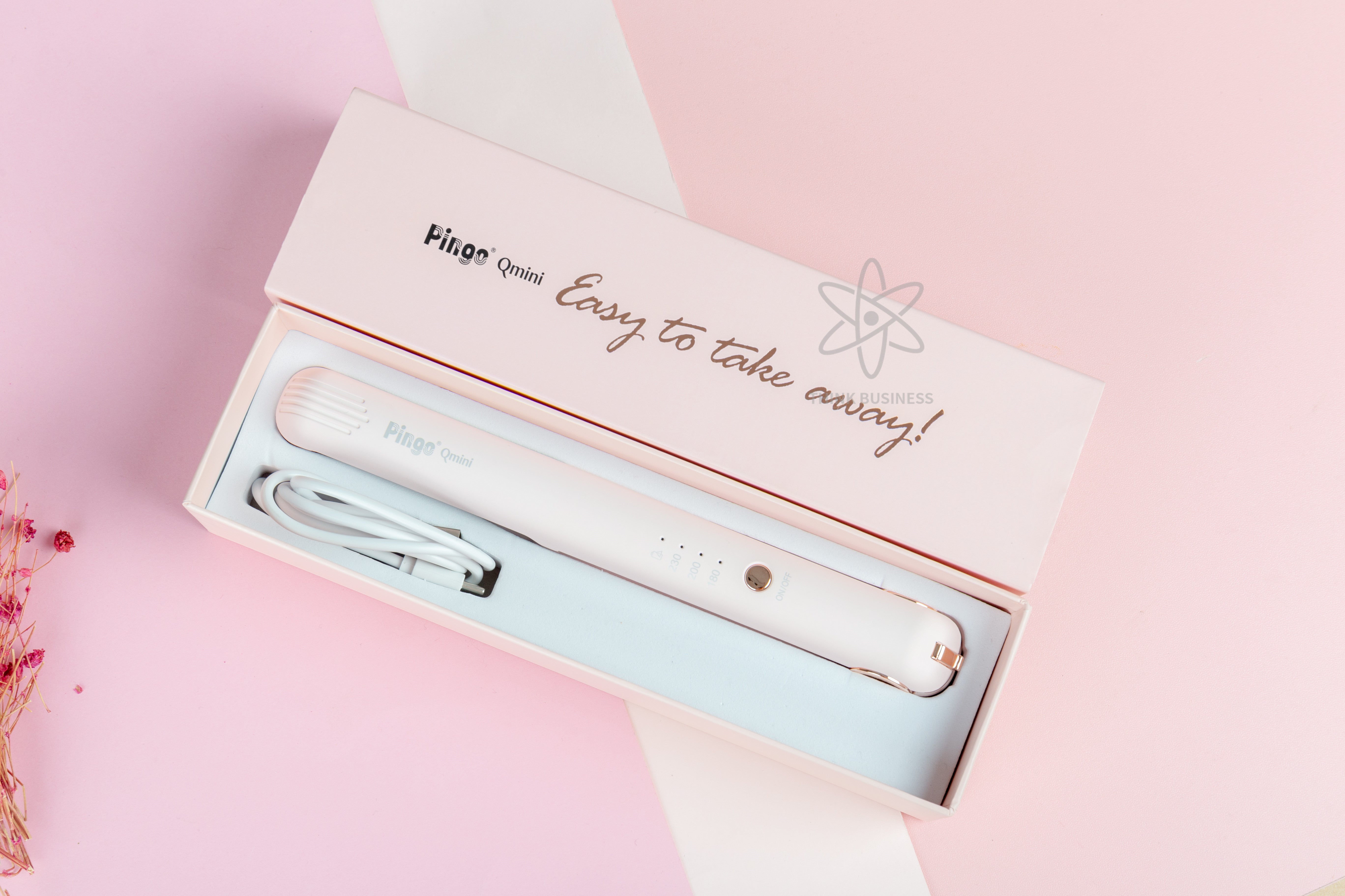 (現貨|全港免運) Pingo 台灣品工 Qmini U1 快充式無線離子夾 無線造型直髮夾|Type-C充電口|方便易攜 隨時補髮妝|(香港行貨 一年保養) - Premium Mall HK