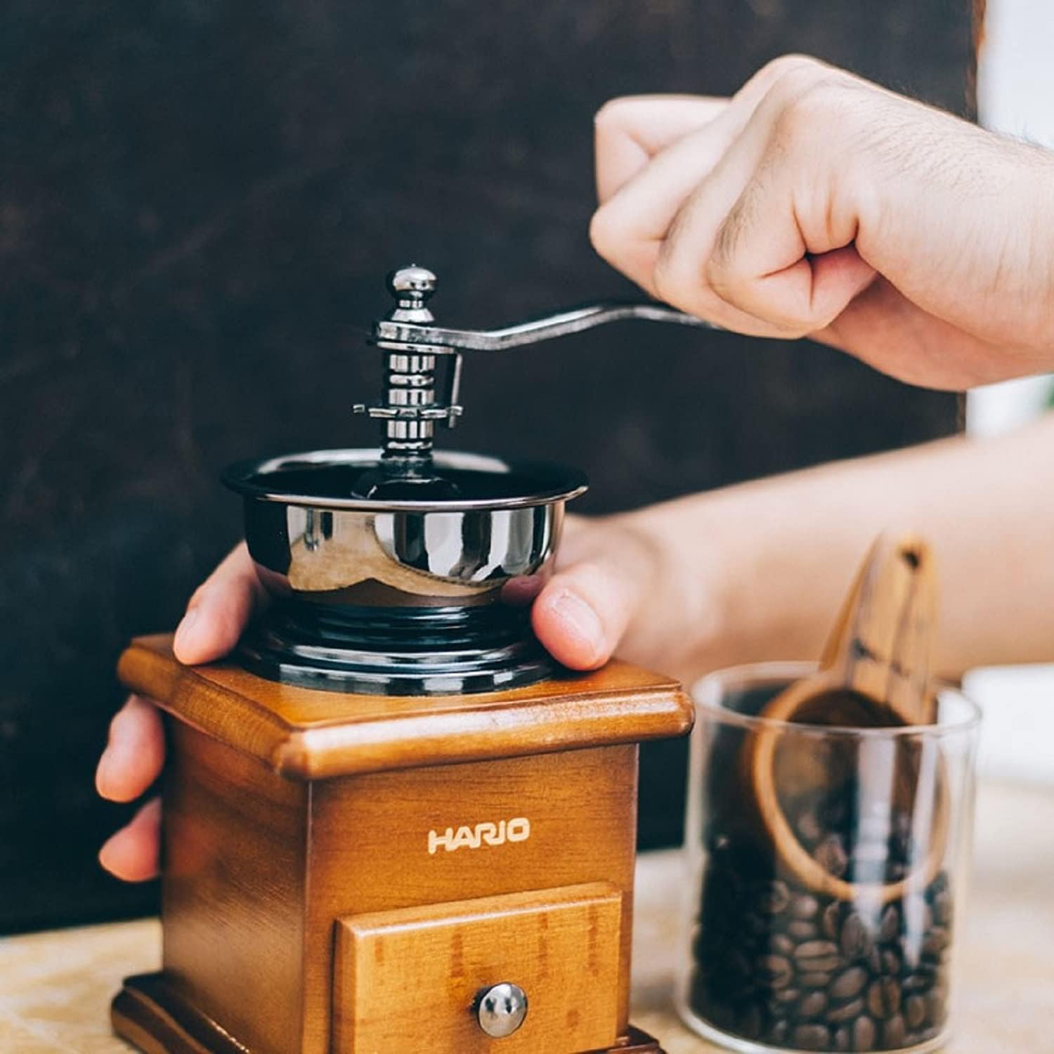 (預訂｜全港免運) HARIO 10g容量 天然木經典手搖/手動磨咖啡豆機 Coffee Mill MCSR-1【約10-15個工作日內寄出】
