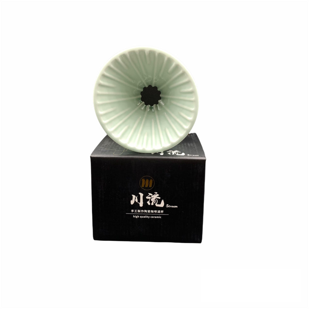 現貨｜全港免運｜FENGJEN - S川流 Stream 台灣製 手工製作陶瓷咖啡濾杯 Coffee Dripper 青瓷釉 (1-2人份)【送一包HARIO V60 VCF-01濾紙 100張】