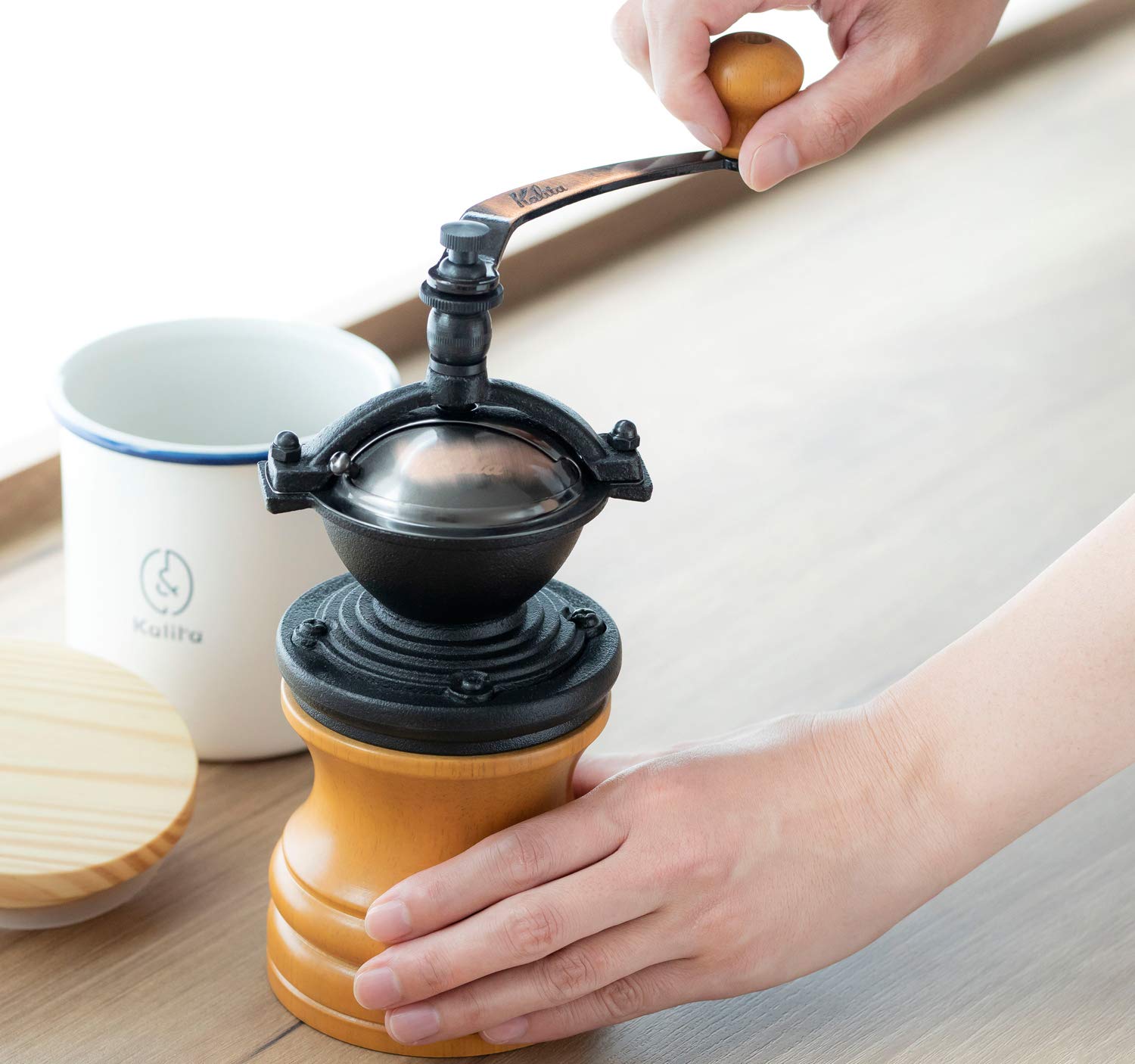 (預訂｜全港免運) Kalita 經典圓頂細身造形 手搖/手動磨咖啡豆機 Round Slim Mill【約10-15個工作日內寄出】 - Premium Mall HK