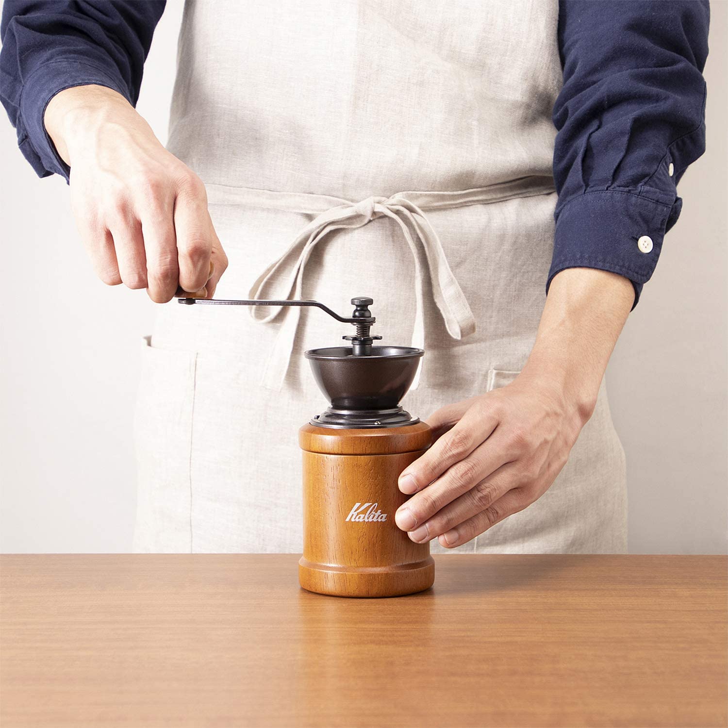 (預訂｜全港免運) Kalita 經典設計 木質手感 手搖/手動磨咖啡豆機 Coffee Mill KH-3【約10-15個工作日內寄出】 - Premium Mall HK
