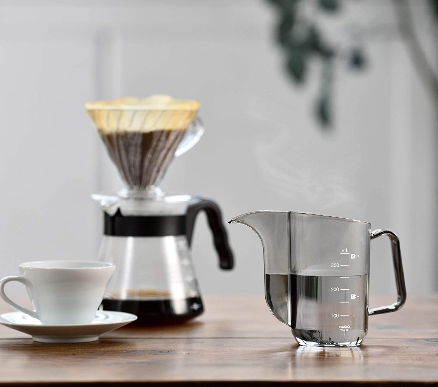 (預訂｜全港免運) HARIO 日本製 V60 鳥嘴輕巧透明手沖壺 Drip Kettle AIR (350ml) VKA-35-TB 【約10-15個工作日內寄出】 - Premium Mall HK